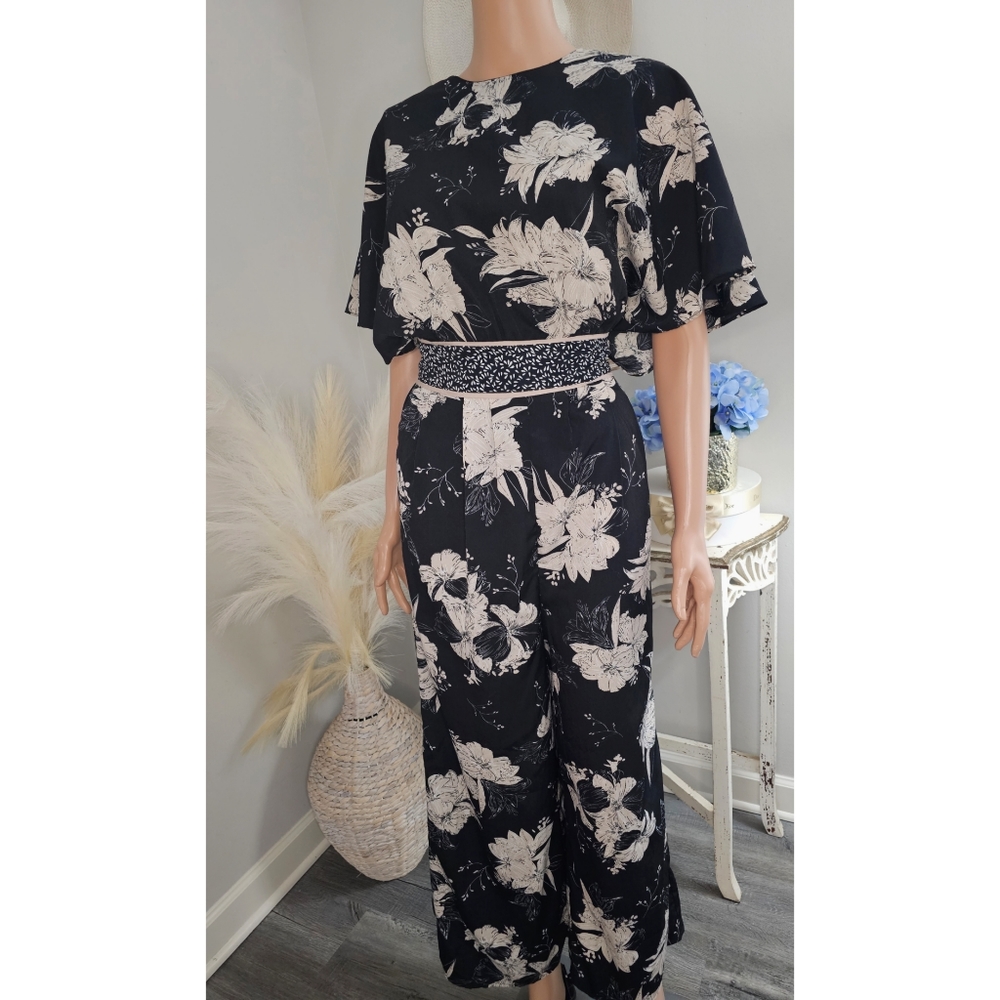 NWT Piper & Scoot Black & Blush Flowy Sleeves Defined Waist Wide Legs Jumpsuit